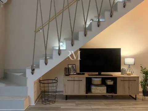 Izdavanje, trosoban stan, 100m², Dumidran, Tivat - image 6