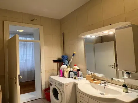 Izdavanje, četvorosoban stan, 116m², Stari Grad, Beograd - image 13