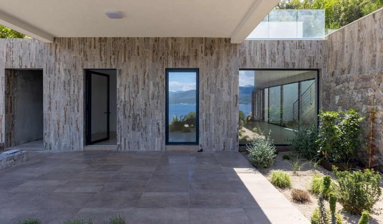 Prodaja, kuća, 328m², Krašići, Tivat
