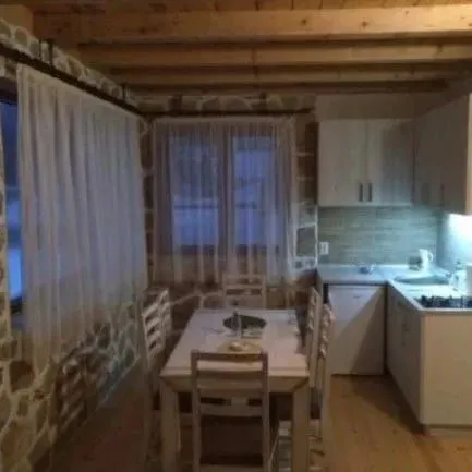 Prodaja, kuća, 290m², Kruševice, Herceg Novi