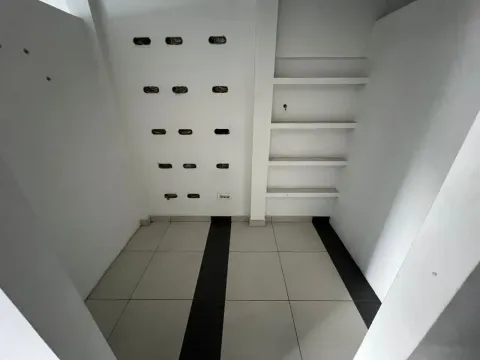 Prodaja, poslovni prostor, 91m², Vezirov Most, Podgorica - image 5