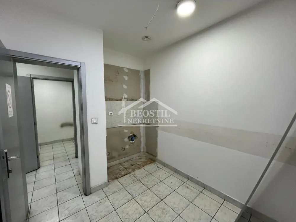 Rent, office space, 138m², Centar, Smederevo
