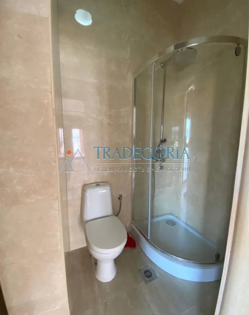 Prodaja, trosoban stan, 227m², Dobra Voda, Bar