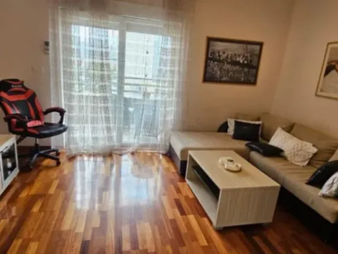 Rent, two bedroom apartment, 70m², City Kvart, Podgorica