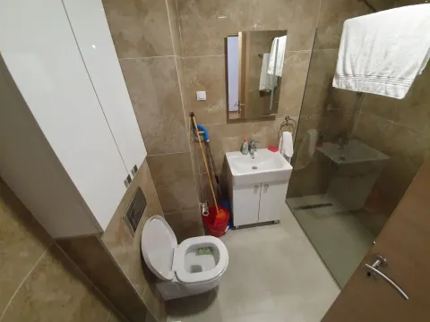 Izdavanje, jednosoban stan, 48m², Bečići, Budva - image 3