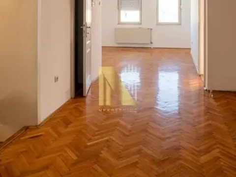 Prodaja, četvorosoban stan, 120m², Centar, Novi Sad - image 22