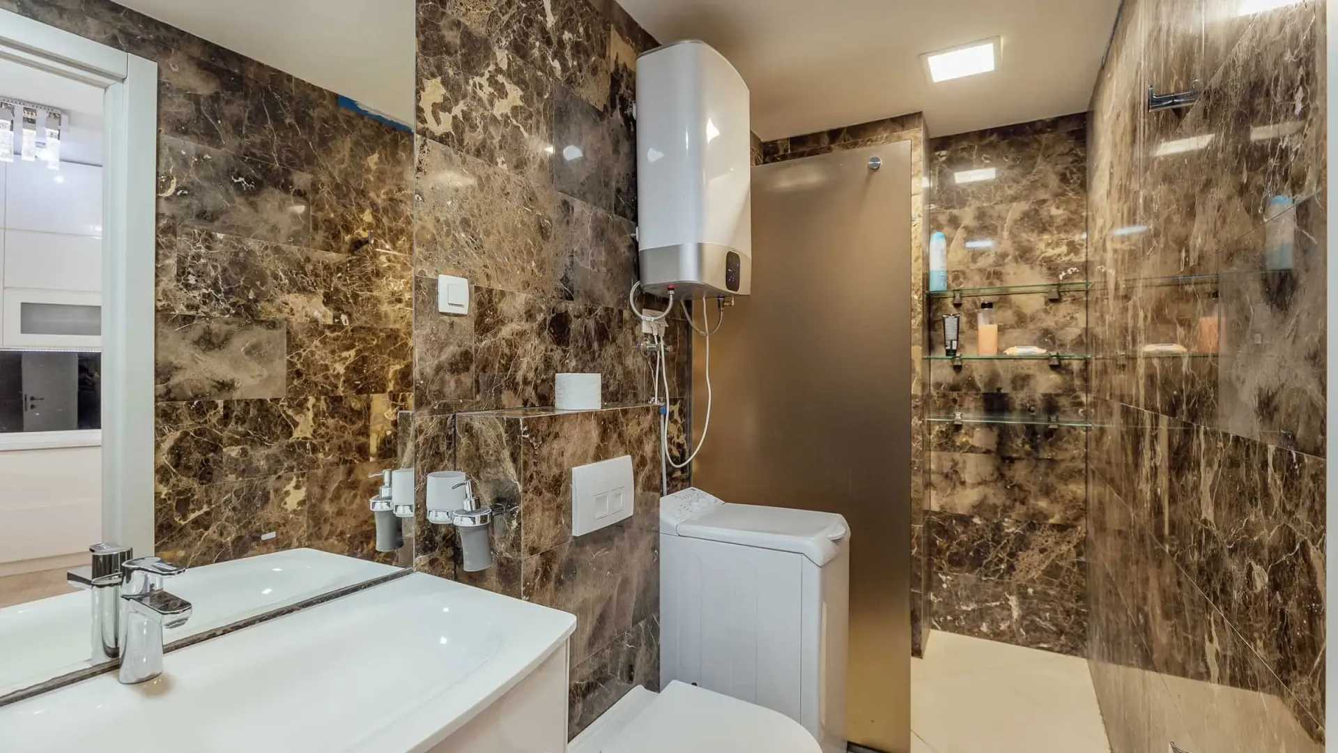 Sale, one bedroom apartment, 63m², Tre Canne, Budva