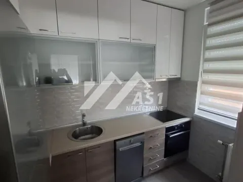 Rent, three bedroom apartment, 70m², Banatić, Novi Sad Sve Podlokacije - image 5