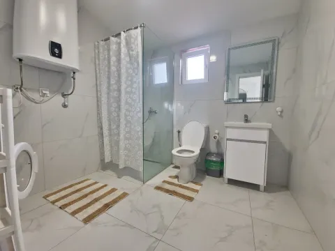 Rent, two bedroom apartment, 70m², Seoce, Budva - image 12