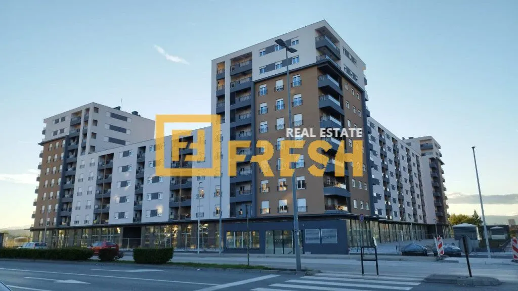 Prodaja, trosoban stan, 105m², Stari Aerodrom, Podgorica