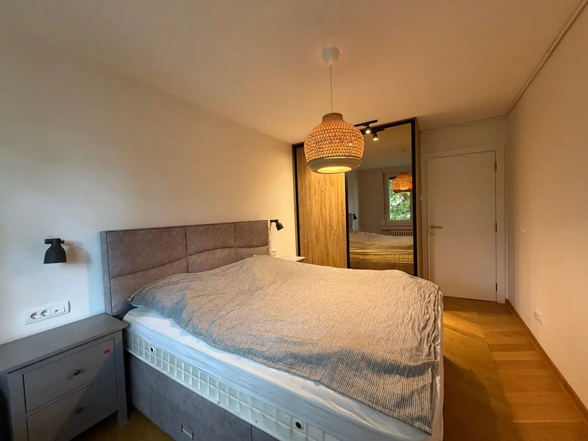 Izdavanje, trosoban stan, 75m², Vračar Hram, Vračar Sve Podlokacije