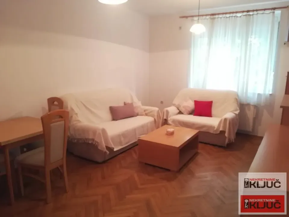 Rent, one bedroom apartment, 40m², Grbavica, Novi Sad Sve Podlokacije