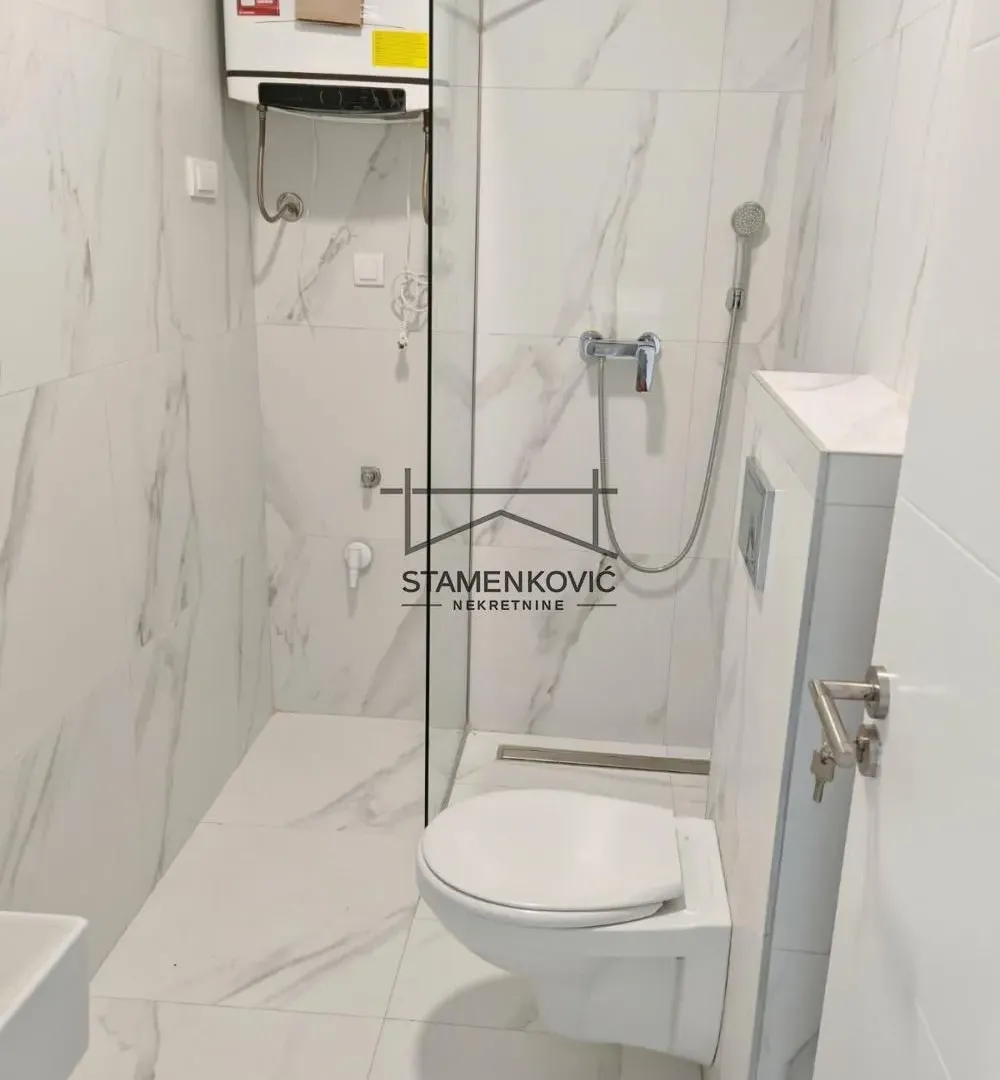 Prodaja, jednosoban stan, 36m², Grbavica, Novi Sad Sve Podlokacije