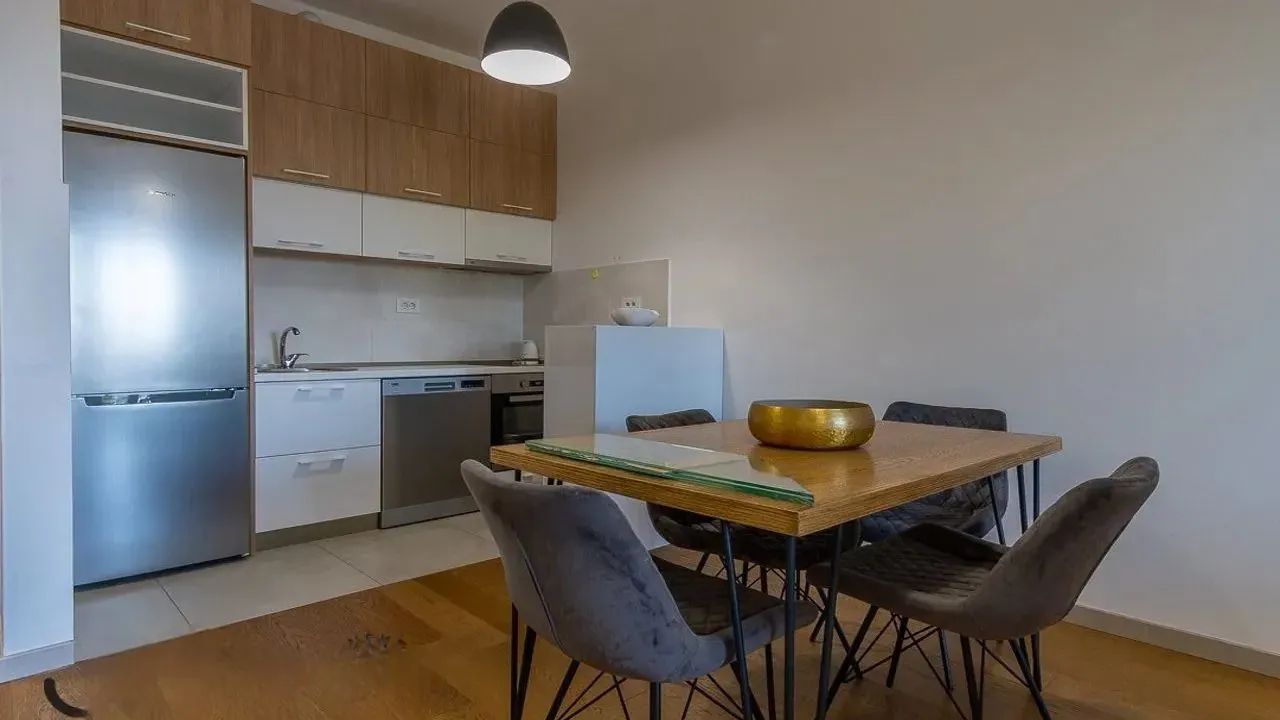 Rent, one bedroom apartment, 52m², Centar, Podgorica