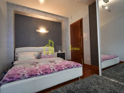 Izdavanje, dvosoban stan, 80m², Vezirov Most, Podgorica - image 10