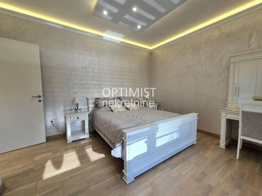 Rent, two bedroom apartment, 54m², Savski Venac, Beograd