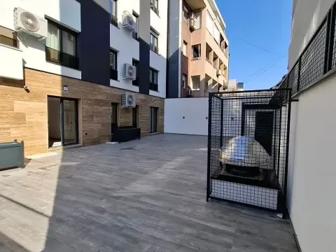 Sale, four bedroom apartment, 116m², Vračar Hram, Vračar Sve Podlokacije - image 7