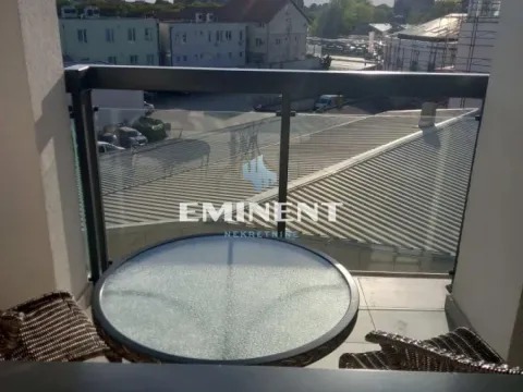 Izdavanje, dvosoban stan, 2m², Zemun Gornji Grad, Zemun Sve Podlokacije - image 12