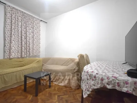 Izdavanje, dvosoban stan, 80m², Stari Aerodrom, Podgorica - image 2