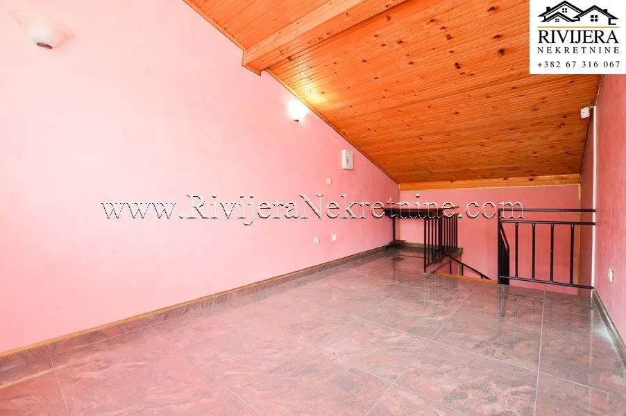 Sale, office space, 41m², Savina, Herceg Novi