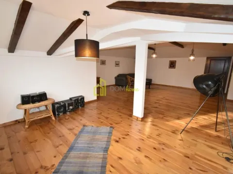 Sale, house, 191m², Tološi, Podgorica - image 13