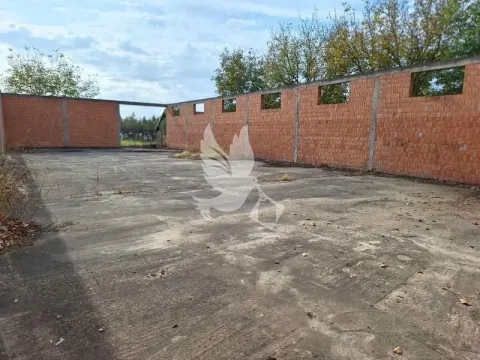 Sale, office space, 1000m², Rabrovac, Mladenovac - image 2