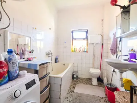 Prodaja, kuća, 110m², Zagorič, Podgorica - image 4