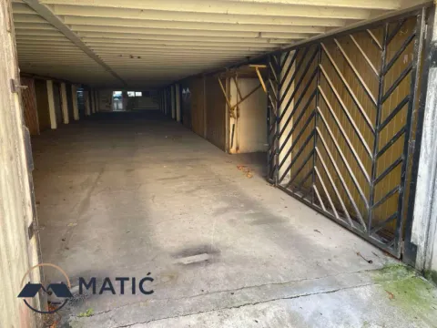 Rent, parking/garage, 15m², Stari grad, Novi Sad - image 2