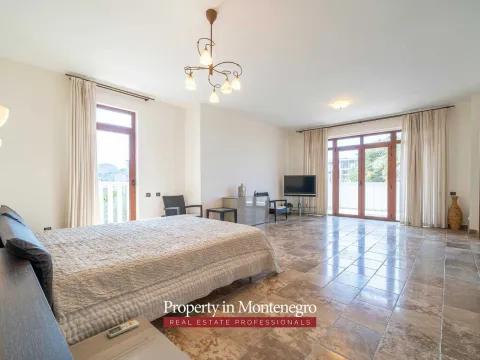 Prodaja, kuća, 971m², Petrovac, Budva - image 56