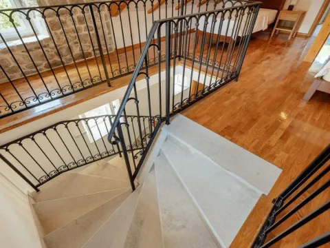 Prodaja, kuća, 800m², Prčanj, Kotor - image 37