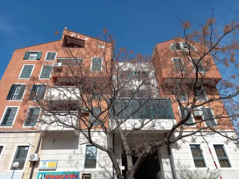 Sale, three bedroom apartment, 121m², Gospoština, Budva - image 2