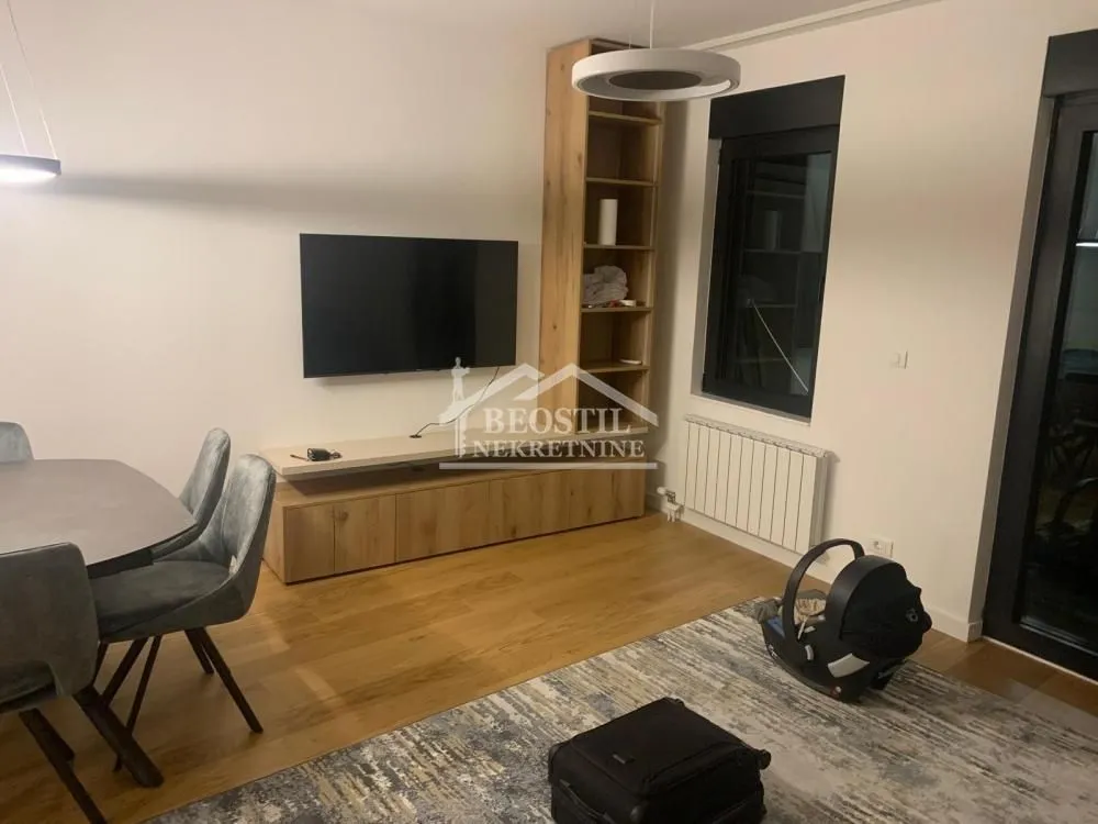 Sale, four bedroom apartment, 88m², Trošarina, Voždovac Sve Podlokacije