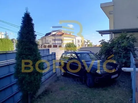 Izdavanje, kuća, 300m², Savski Venac, Beograd - image 14