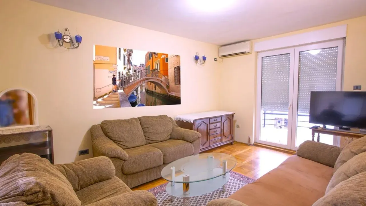 Rent, apartment, 48m², Stara Varoš, Podgorica