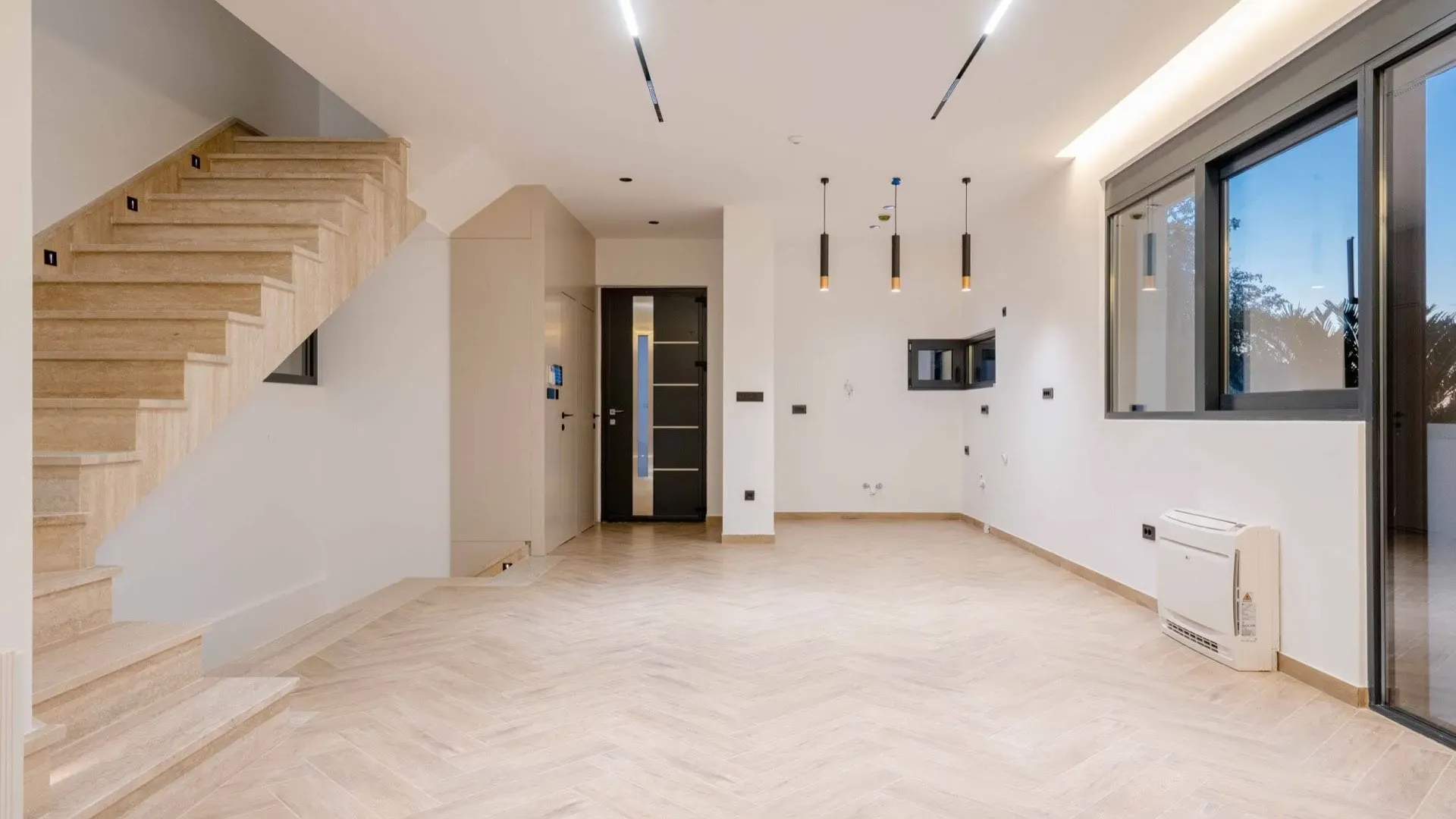 Prodaja, kuća, 240m², Kamenovo, Budva