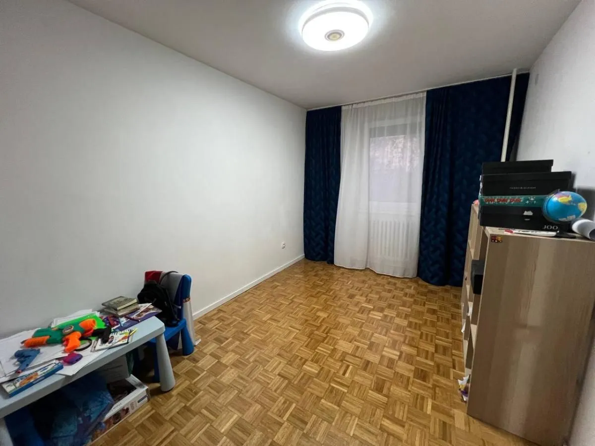 Prodaja, četvorosoban stan, 96m², Sajam, Novi Sad Sve Podlokacije