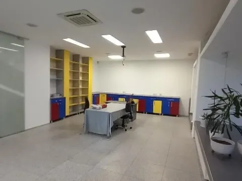 Izdavanje, poslovni prostor, 150m², Novi Beograd Sve Podlokacije, Beograd - image 2