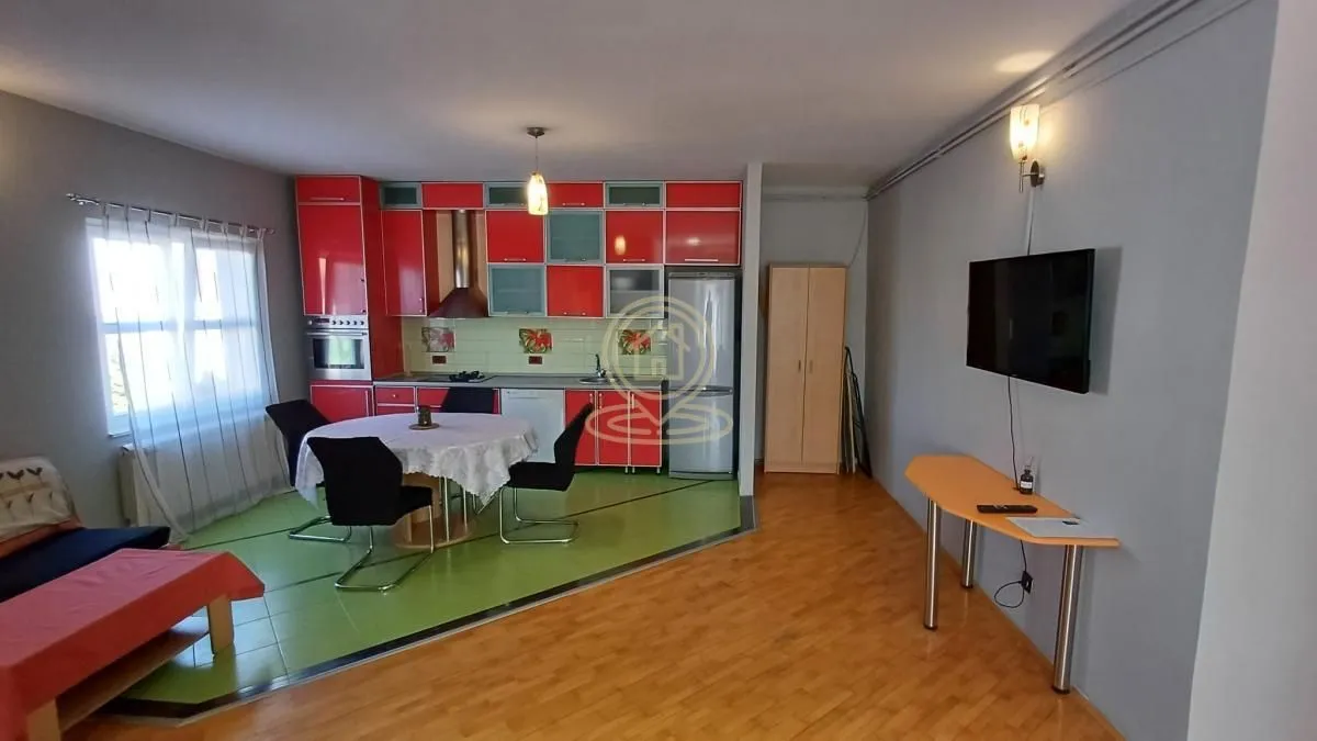 Rent, three bedroom apartment, 60m², Zvezdara Sve Podlokacije, Beograd