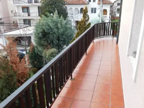 Sale, house, 300m², Kragujevac, Srbija - image 32