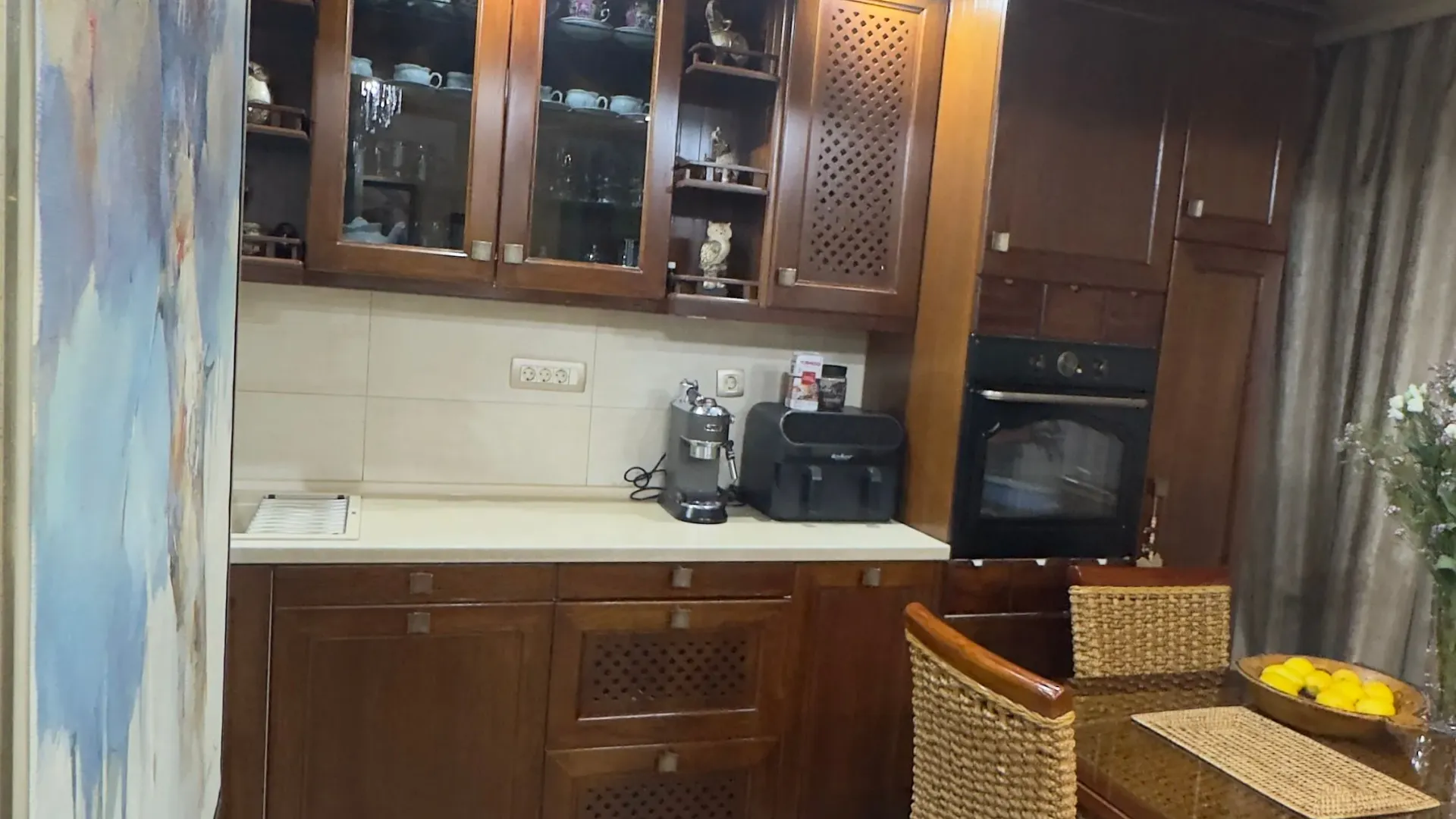 Izdavanje, trosoban stan, 85m², Pejton, Podgorica