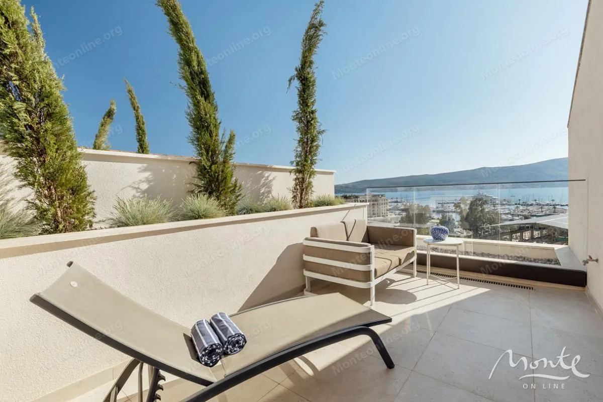 Prodaja, dvosoban stan, 179m², Porto Montenegro, Tivat