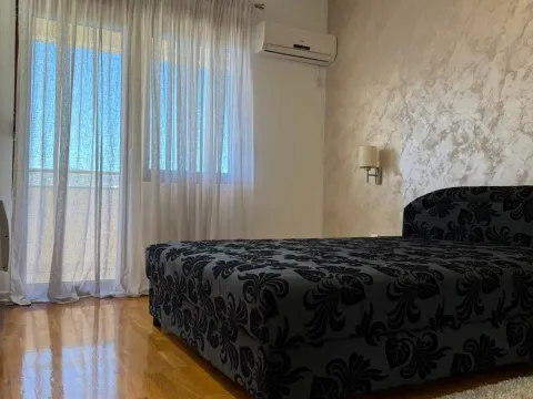 Rent, two bedroom apartment, 90m², Preko Morače, Podgorica - image 10