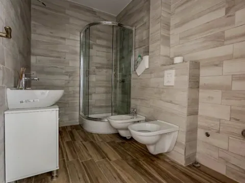 Prodaja, garsonjera, 46m², Reževići, Budva - image 7