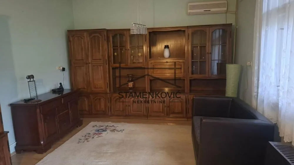 Prodaja, kuća, 300m², Temerin, Novi Sad