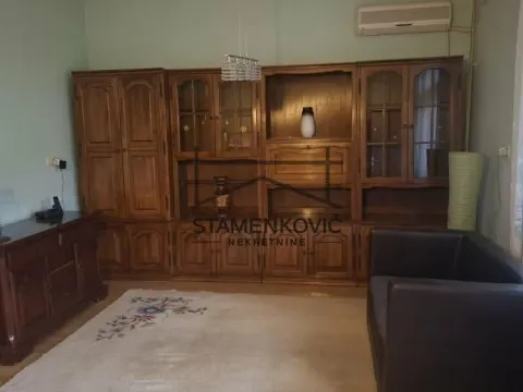 Prodaja, kuća, 300m², Temerin, Novi Sad - image 2