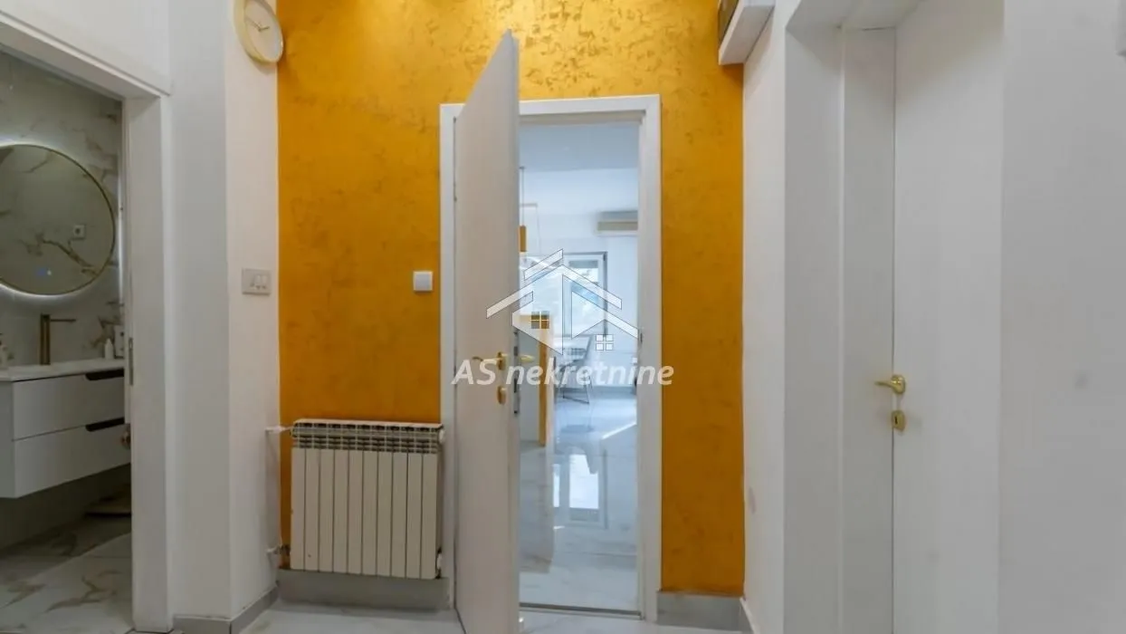 Rent, two bedroom apartment, 80m², Banovo Brdo, Beograd
