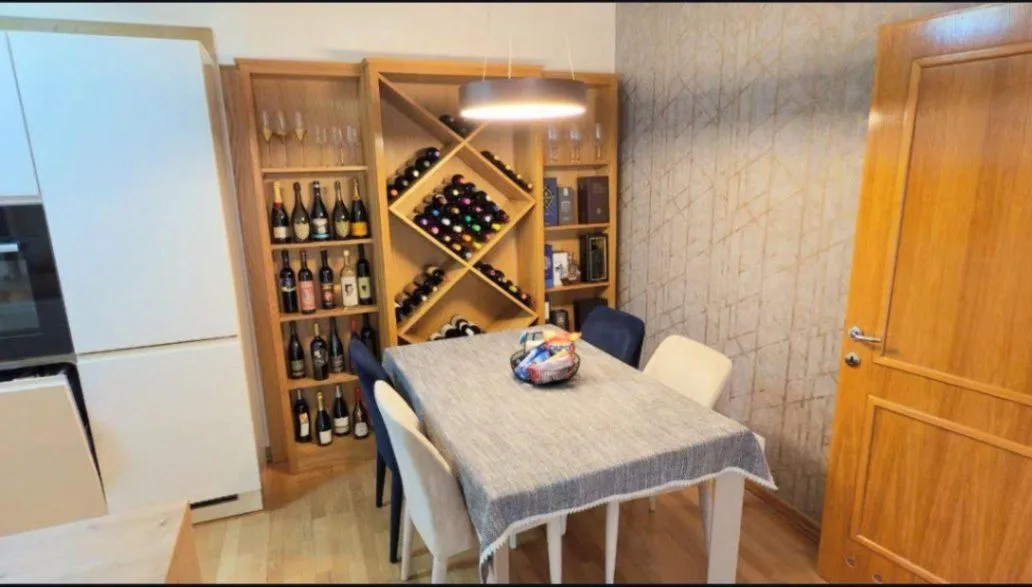 Prodaja, dvosoban stan, 86m², Bečići, Budva
