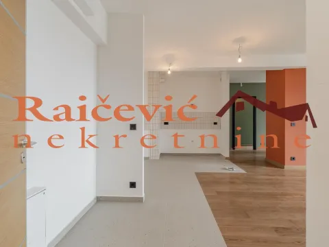 Prodaja, trosoban stan, 84m², Voždovac Sve Podlokacije, Beograd - image 7