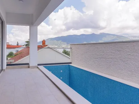 Prodaja, kuća, 200m², Tivat, Crna Gora - image 3