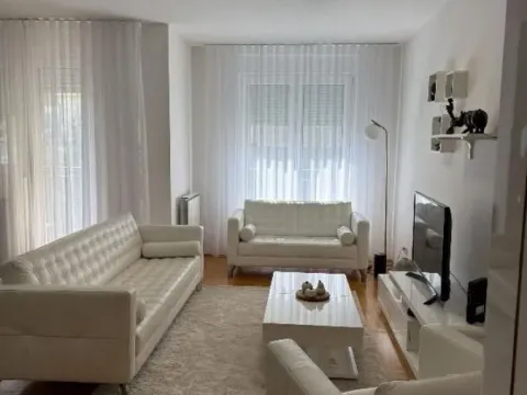 Stan in Voždovac Sve Podlokacije